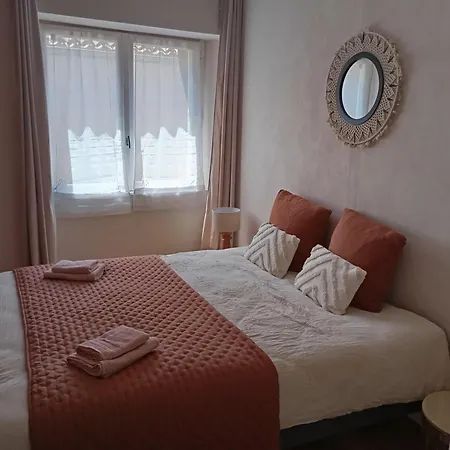 Les Meubles De Louis-Marie, 2 Appartements Independants Pour 4 Personnes, 8 Personnes Au Total, Proche Du Puy Du Fou Saint-Amand-sur-Sevre Exterior photo